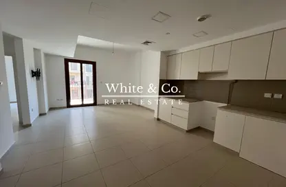 Apartment - 1 Bedroom - 1 Bathroom for rent in Zahra Breeze Apartments 3A - Zahra Breeze Apartments - Town Square - Dubai