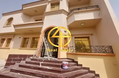 Villa - 5 Bedrooms - 7 Bathrooms for rent in Shakhbout City - Abu Dhabi