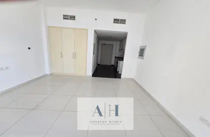 Apartment - Studio - 1 Bathroom for sale in Golf Vista 2 - Golf Vista - DAMAC Hills - Dubai