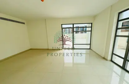 Apartment - 2 Bedrooms - 3 Bathrooms for rent in Woroud 2 - Al Zahia - Muwaileh Commercial - Sharjah