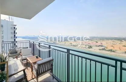 Apartment - 3 Bedrooms - 4 Bathrooms for sale in Waters Edge - Yas Island - Abu Dhabi