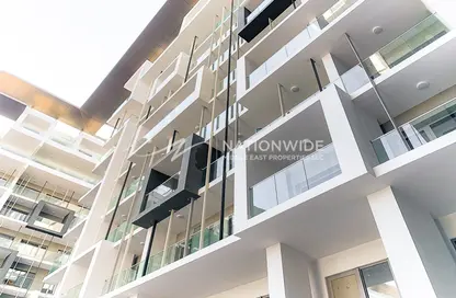 Apartment - 1 Bathroom for sale in Oasis 2 - Oasis Residences - Masdar City - Abu Dhabi