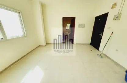 Apartment - 1 Bathroom for rent in Fire Station Road - Muwaileh - Sharjah