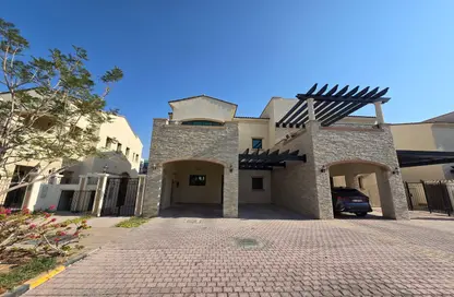 Villa - 3 Bedrooms - 4 Bathrooms for rent in Ministries Complex - Khalifa Park - Eastern Road - Abu Dhabi