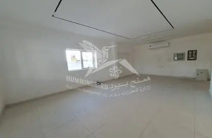 Apartment - 3 Bedrooms - 4 Bathrooms for rent in Al Ghail - Al Mutarad - Al Ain