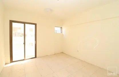 Apartment - 2 Bedrooms - 2 Bathrooms for rent in Rolla Square - Rolla Area - Sharjah