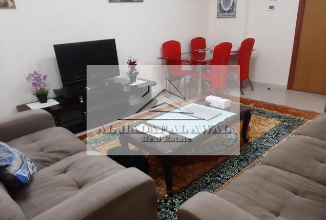 Apartment - 1 Bedroom - 2 Bathrooms for rent in Jamal Abdul Nasser Street - Al Majaz - Sharjah