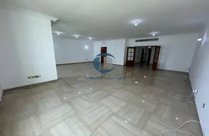 Apartment - 3 Bedrooms - 4 Bathrooms for rent in Al Hana Tower - Al Khalidiya - Abu Dhabi