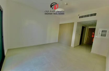 Apartment - 1 Bathroom for rent in Al Warsan 4 - Al Warsan - Dubai