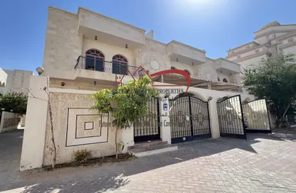 Villa - 5 Bedrooms - 5 Bathrooms for rent in Al Saada Street - Al Mushrif - Abu Dhabi