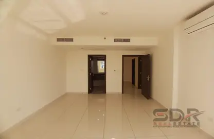 Apartment - 3 Bedrooms - 3 Bathrooms for rent in Al Rayan Tower - Danet Abu Dhabi - Abu Dhabi