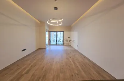 Apartment - 1 Bathroom for rent in Rokane G25 - Jumeirah Village Circle - Dubai