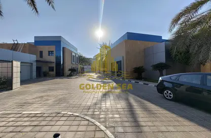 Villa - 3 Bedrooms - 5 Bathrooms for rent in Khalidiya Street - Al Khalidiya - Abu Dhabi