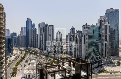 Apartment - 2 Bedrooms - 3 Bathrooms for rent in Boulevard Crescent Tower 1 - BLVD Crescent - Downtown Dubai - Dubai