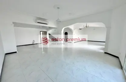 Villa - 5 Bedrooms - 6 Bathrooms for rent in Umm Suqeim 3 Villas - Umm Suqeim 3 - Umm Suqeim - Dubai