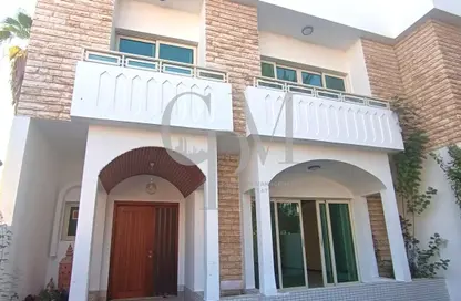 Villa - 4 Bedrooms - 5 Bathrooms for rent in Al Karamah - Abu Dhabi