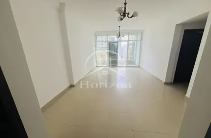 Empty Room image for: Apartment - 1 Bedroom - 1 Bathroom for rent in Al Taawun Street - Al Taawun - Sharjah, Image 1