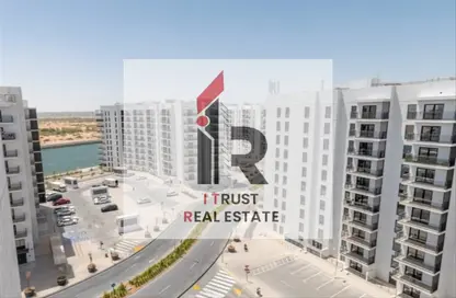 Apartment - 2 Bedrooms - 2 Bathrooms for rent in Waters Edge - Yas Island - Abu Dhabi