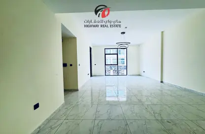 Apartment - 2 Bedrooms - 3 Bathrooms for rent in Amna House - Al Garhoud - Dubai