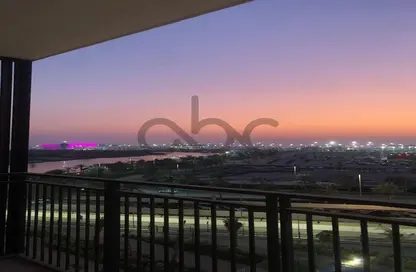 Apartment - 2 Bedrooms - 2 Bathrooms for rent in Waters Edge - Yas Island - Abu Dhabi