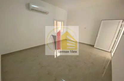 Apartment - 1 Bedroom - 1 Bathroom for rent in Baniyas - Abu Dhabi