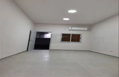 Apartment - 1 Bathroom for rent in Al Jurf 2 - Al Jurf - Ajman Downtown - Ajman