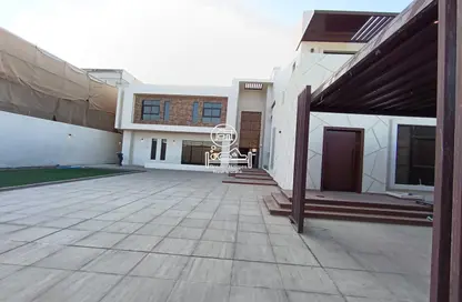 Villa - 6 Bedrooms - 7 Bathrooms for rent in Madinat Al Riyad - Abu Dhabi