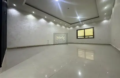 Apartment - 3 Bedrooms - 4 Bathrooms for rent in Muroor Area - Abu Dhabi