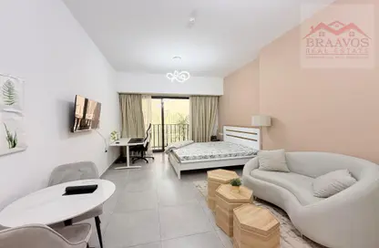 Apartment - 1 Bathroom for rent in Lucky 1 Residence - Jumeirah Village Circle - Dubai