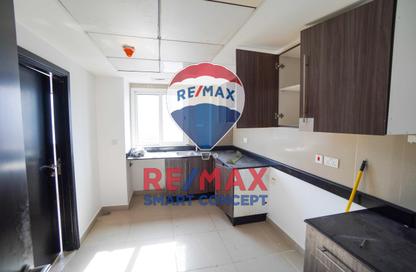 Apartment - 2 Bedrooms - 2 Bathrooms for sale in Tower 33 - Al Reef Downtown - Al Reef - Abu Dhabi