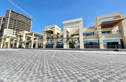 Retail - Studio - 4 Bathrooms for rent in Andalusia Courtyard Mall - Living Legends - Dubai