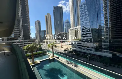 Apartment - 2 Bedrooms - 3 Bathrooms for sale in Upper Crest - Downtown Dubai - Dubai