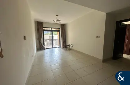 Apartment - 1 Bedroom - 1 Bathroom for rent in Yansoon 5 - Yansoon - Old Town - Dubai