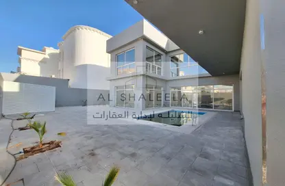 Villa - 5 Bedrooms for rent in Madinat Al Riyad - Abu Dhabi