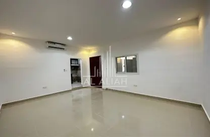 Apartment - 1 Bathroom for rent in Al Mushrif - Abu Dhabi