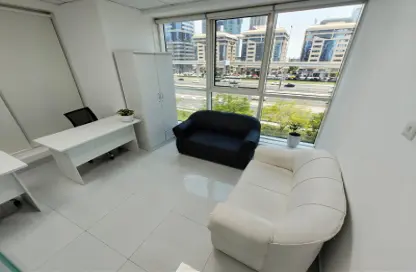 Office Space - Studio - 1 Bathroom for rent in Aspin Tower - Sheikh Zayed Road - Dubai