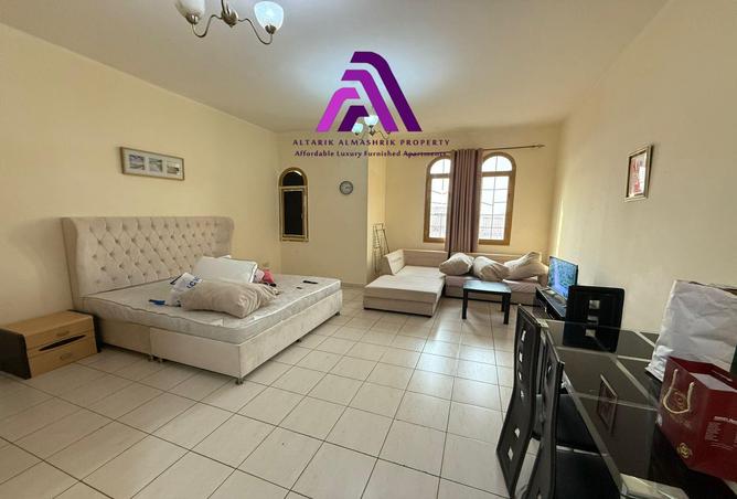 Apartment - 1 Bathroom for rent in S01 - Spain Cluster - International City - Dubai