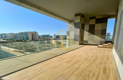 Apartment - 2 Bedrooms - 3 Bathrooms for sale in Al Raha Lofts - Al Raha Beach - Abu Dhabi