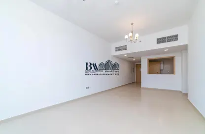 Apartment - 3 Bedrooms - 4 Bathrooms for rent in Al Barsha 1 - Al Barsha - Dubai