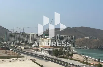 Apartment - 3 Bedrooms - 4 Bathrooms for sale in Khor Fakkan - Sharjah