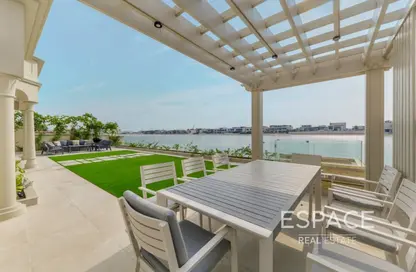 Villa - 4 Bedrooms - 5 Bathrooms for rent in Garden Homes Frond O - Garden Homes - Palm Jumeirah - Dubai