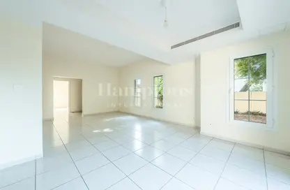 Villa - 3 Bedrooms - 4 Bathrooms for sale in Springs 2 - The Springs - Dubai