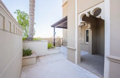 Apartment - 3 Bedrooms - 4 Bathrooms for rent in Saadiyat Beach Residences - Saadiyat Beach - Saadiyat Island - Abu Dhabi