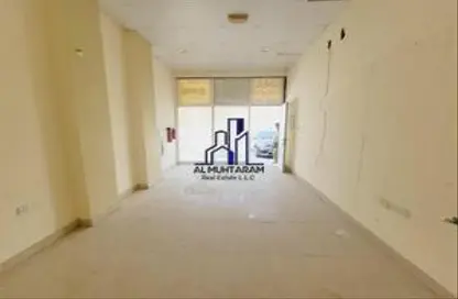 Shop - Studio for rent in Fire Station Road - Muwaileh - Sharjah