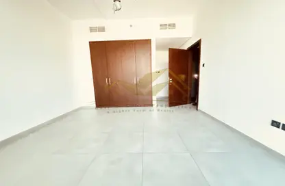 Apartment - 1 Bedroom - 2 Bathrooms for rent in Jumeirah Garden City - Al Satwa - Dubai