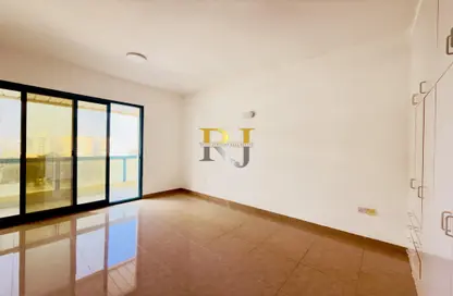 Apartment - 4 Bedrooms - 3 Bathrooms for rent in Mankhool Building - Mankhool - Bur Dubai - Dubai