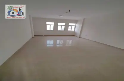 Apartment - 3 Bedrooms - 3 Bathrooms for rent in Dar Al Majaz - Jamal Abdul Nasser Street - Al Majaz - Sharjah