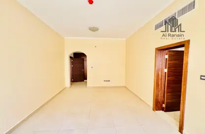 Apartment - 2 Bedrooms - 2 Bathrooms for rent in Al Zaafaran - Al Khabisi - Al Ain