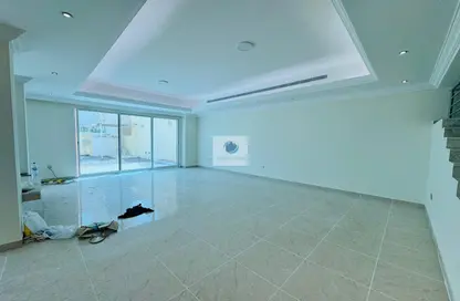 Villa - 5 Bedrooms - 5 Bathrooms for rent in Khalifa City A Villas - Khalifa City A - Khalifa City - Abu Dhabi