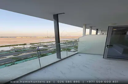 Apartment - 2 Bedrooms - 3 Bathrooms for sale in Oasis 1 - Oasis Residences - Masdar City - Abu Dhabi